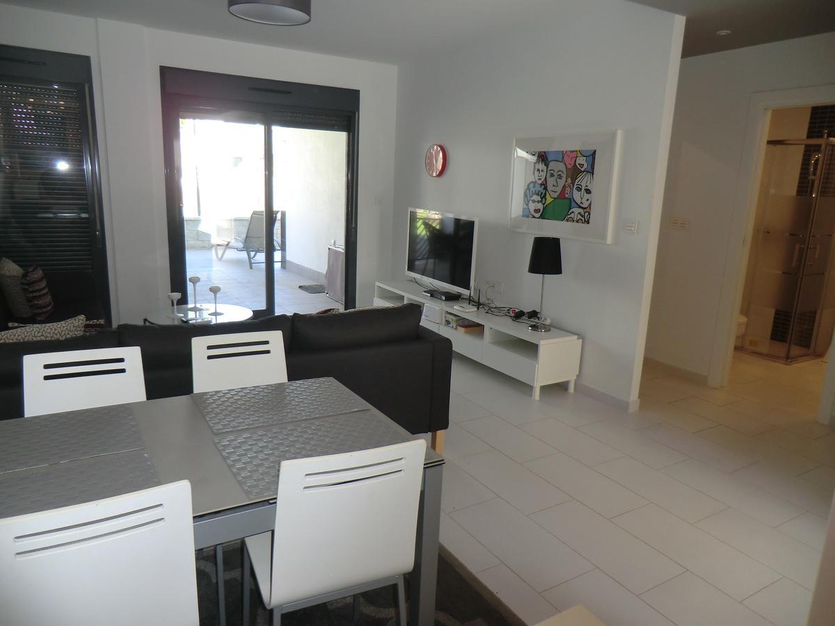 Casas Holiday - Oasis Beach أوريويلا المظهر الخارجي الصورة